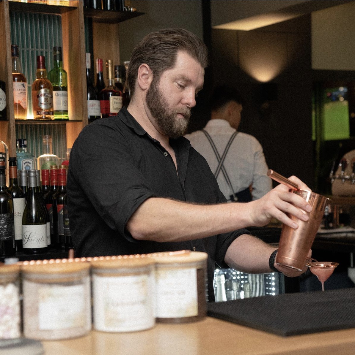 TheKingston_Bartender_WebImage